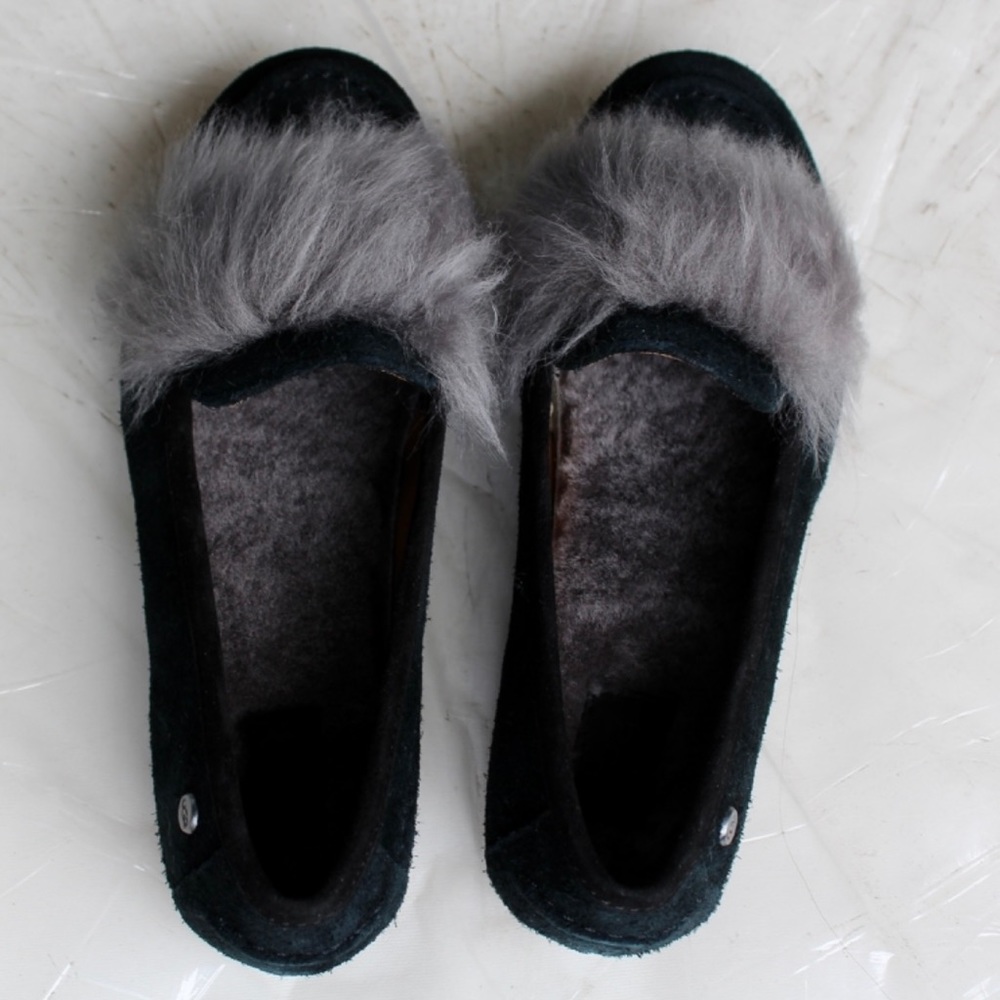 Ugg Black & Charcoal Kaley Wisp Suede Loafer - Women